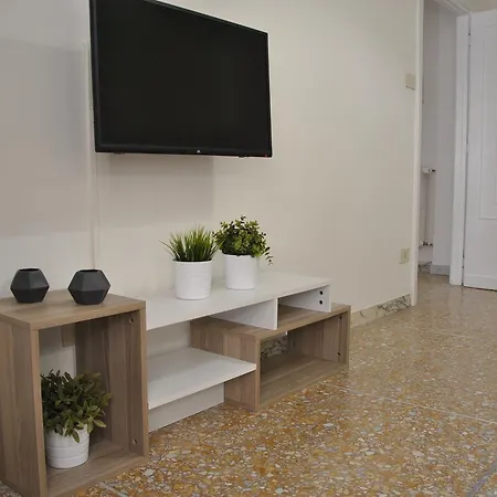 Vatican House 2 *